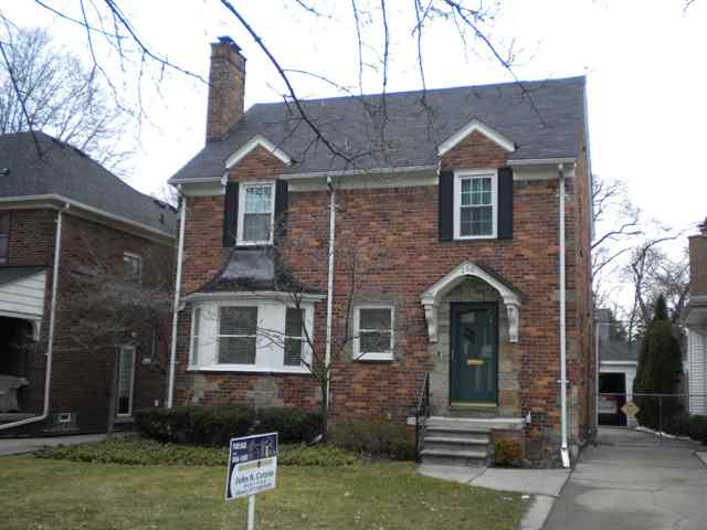 260 Merriweather Road Grosse Pointe, MI 48236 - Photo 1 of 15 31087154.JPG