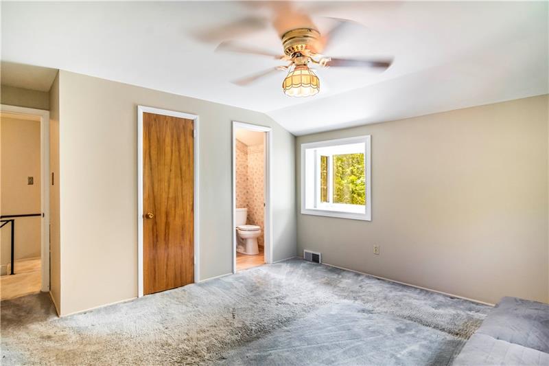 236 Sleepy Hollow Road Pittsburgh, PA 15216 - Photo 15 of 25 Gallery Image 15