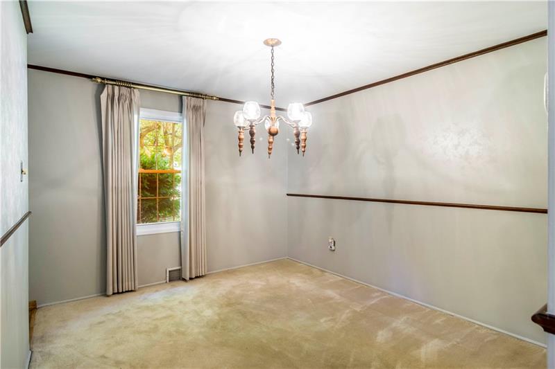 236 Sleepy Hollow Road Pittsburgh, PA 15216 - Photo 6 of 25 Gallery Image 6