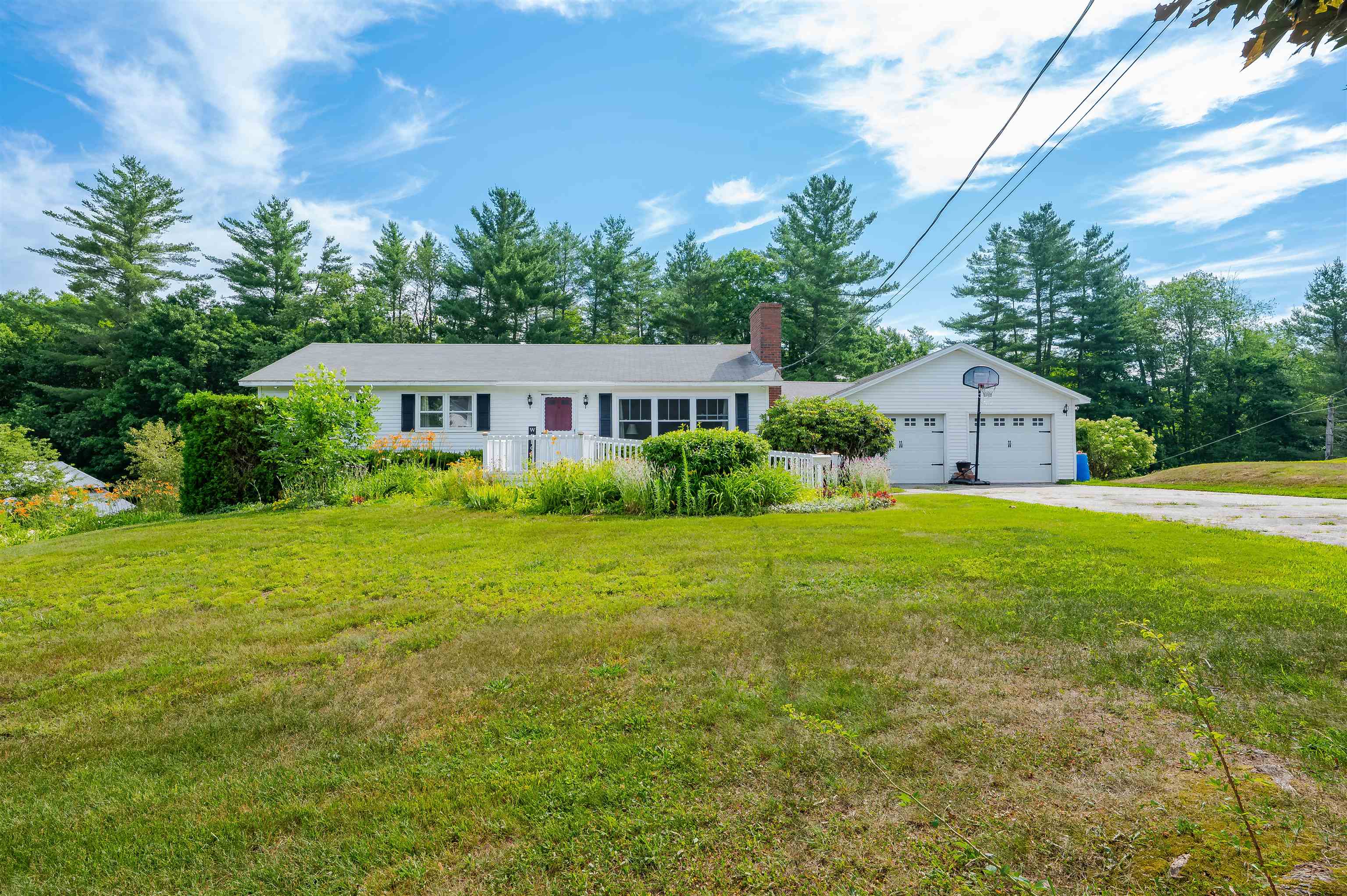 52 Dover Road Eliot, ME 03903 - Photo 1 of 58