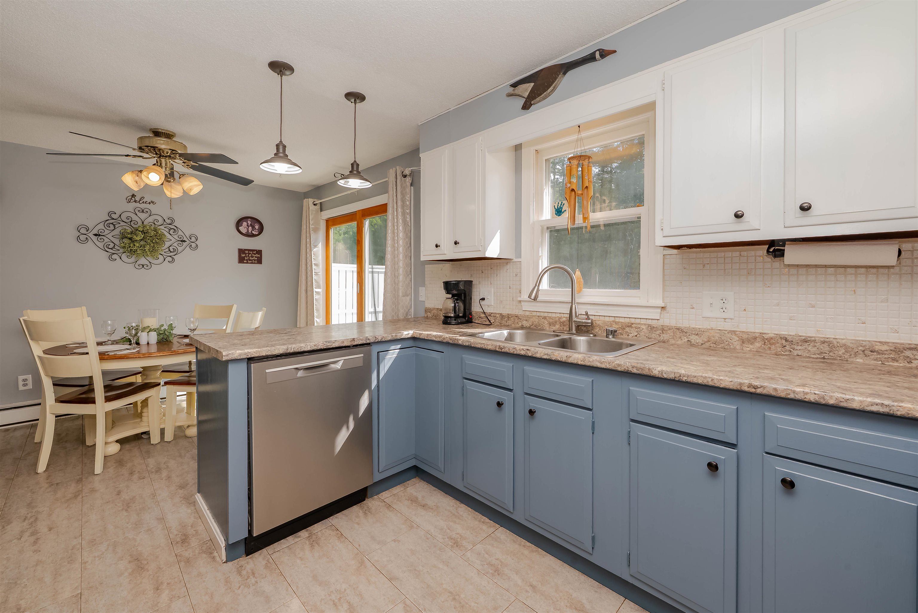 52 Dover Road Eliot, ME 03903 - Photo 9 of 58