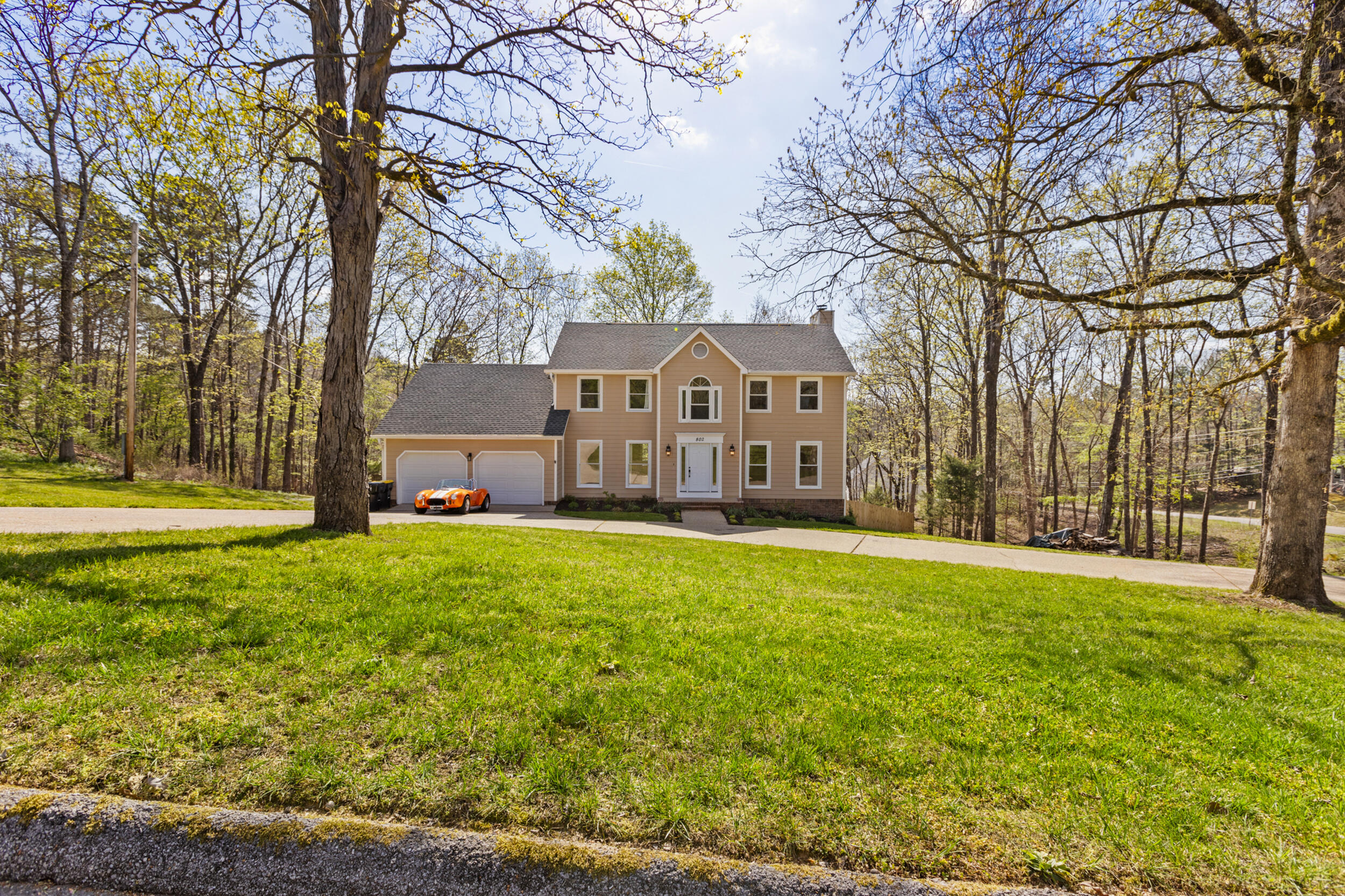 802 Brookhollow Lane Chattanooga, TN 37421 - Photo 2 of 60 802 Brookhollow Lane