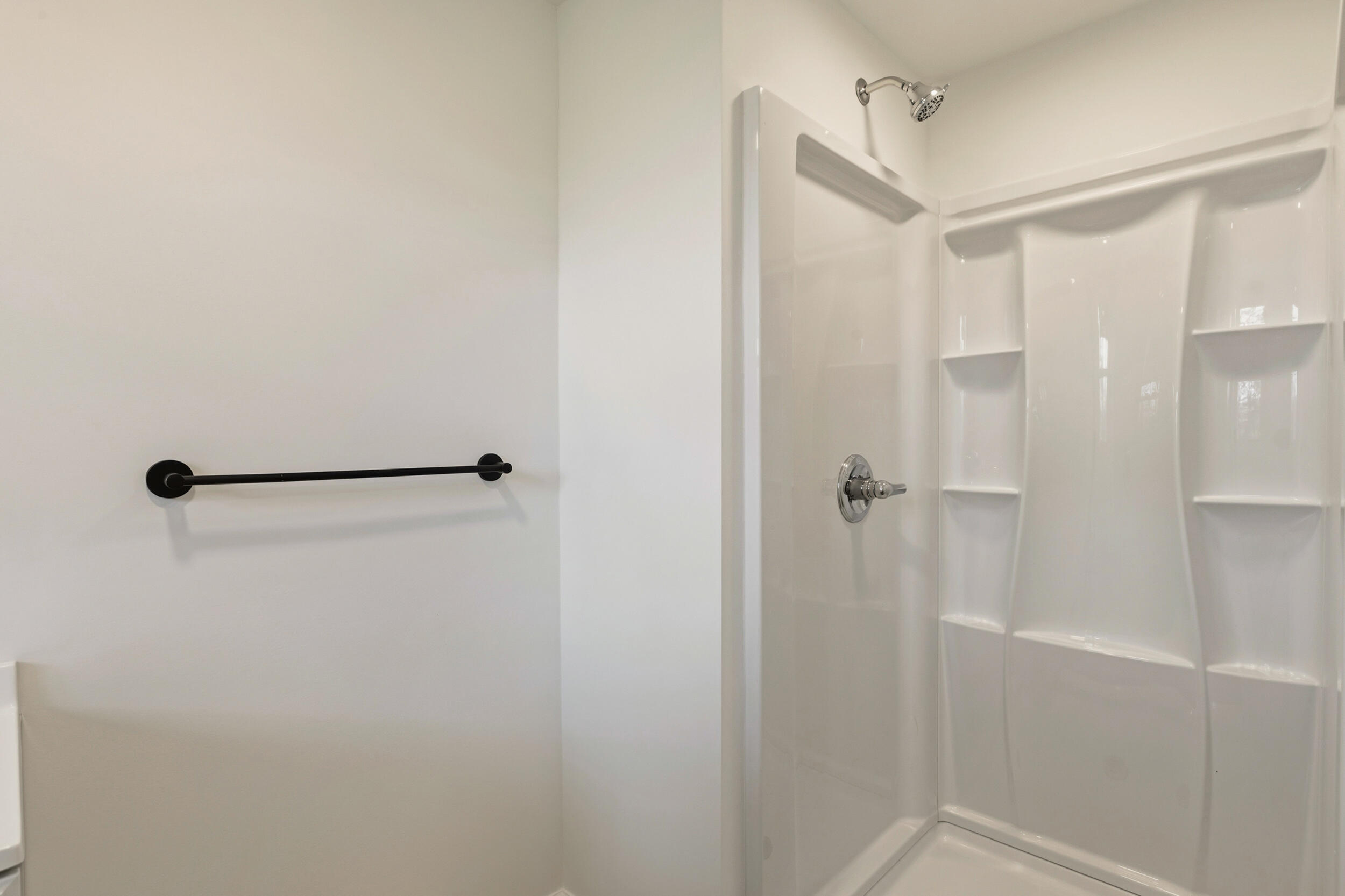 802 Brookhollow Lane Chattanooga, TN 37421 - Photo 31 of 60 Basement Bathroom