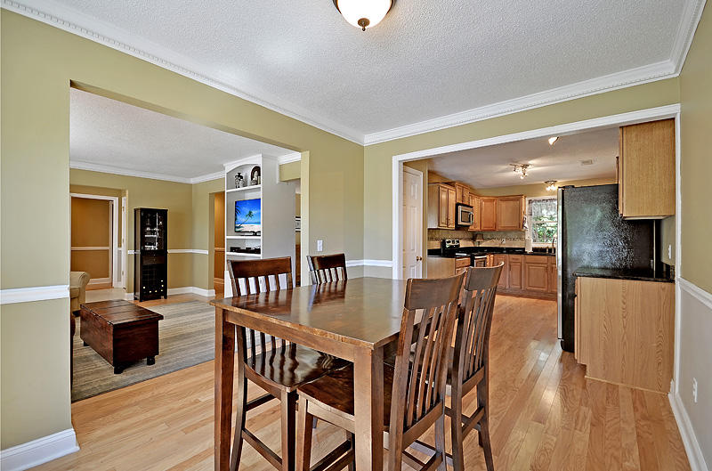 8220 Delhi Road North Charleston, SC 29406 - Photo 8 of 30 065_068-copy