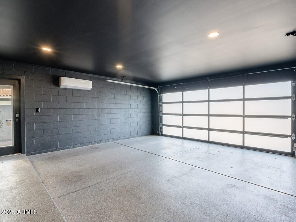 4748 East Redfield Road Phoenix, AZ 85032 - Photo 43 of 73 a view of an empty room