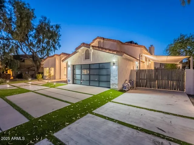 $8,000 | 4748 East Redfield Road, Phoenix, AZ 85032