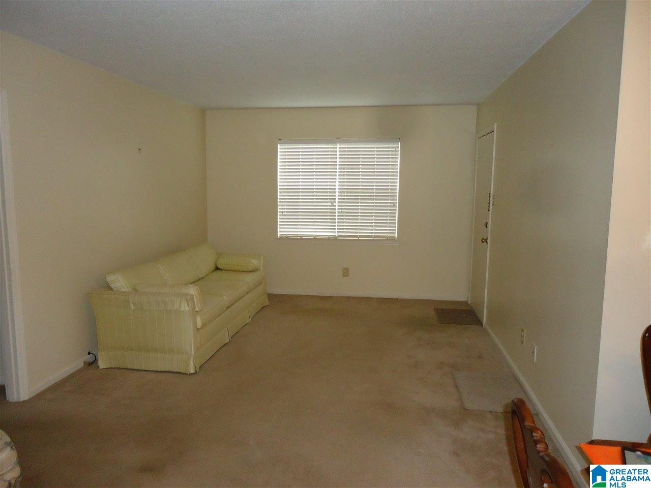 3449 Sandner Court, Unit B Birmingham, AL 35209 - Photo 4 of 15