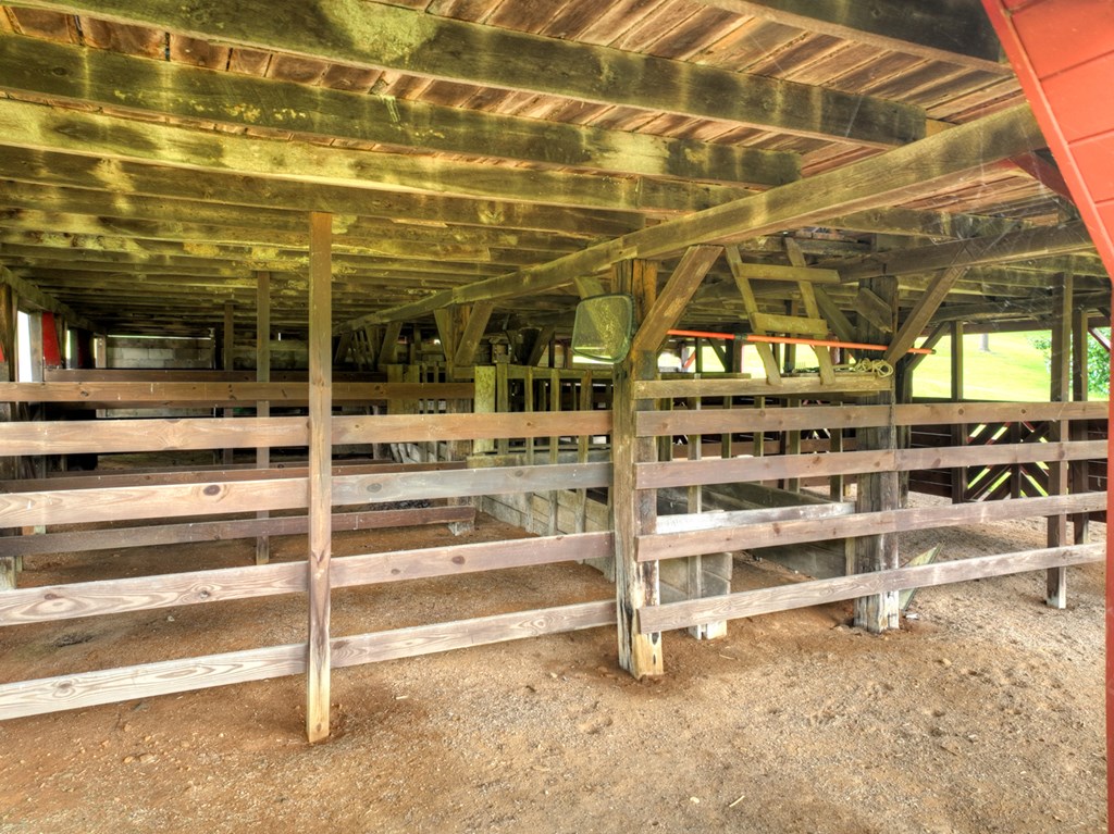 167 Whispering Pne Lane Cherry Log, GA 30522 - Photo 13 of 87 a view of a room with racks