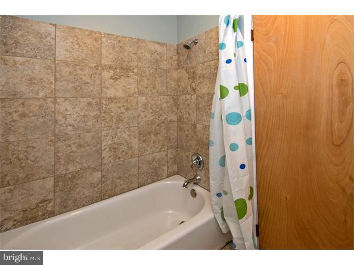 29 Centennial Road Warminster, PA 18974 - Photo 17 of 25 Bathroom