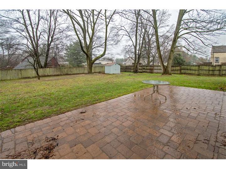 29 Centennial Road Warminster, PA 18974 - Photo 22 of 25 Patio