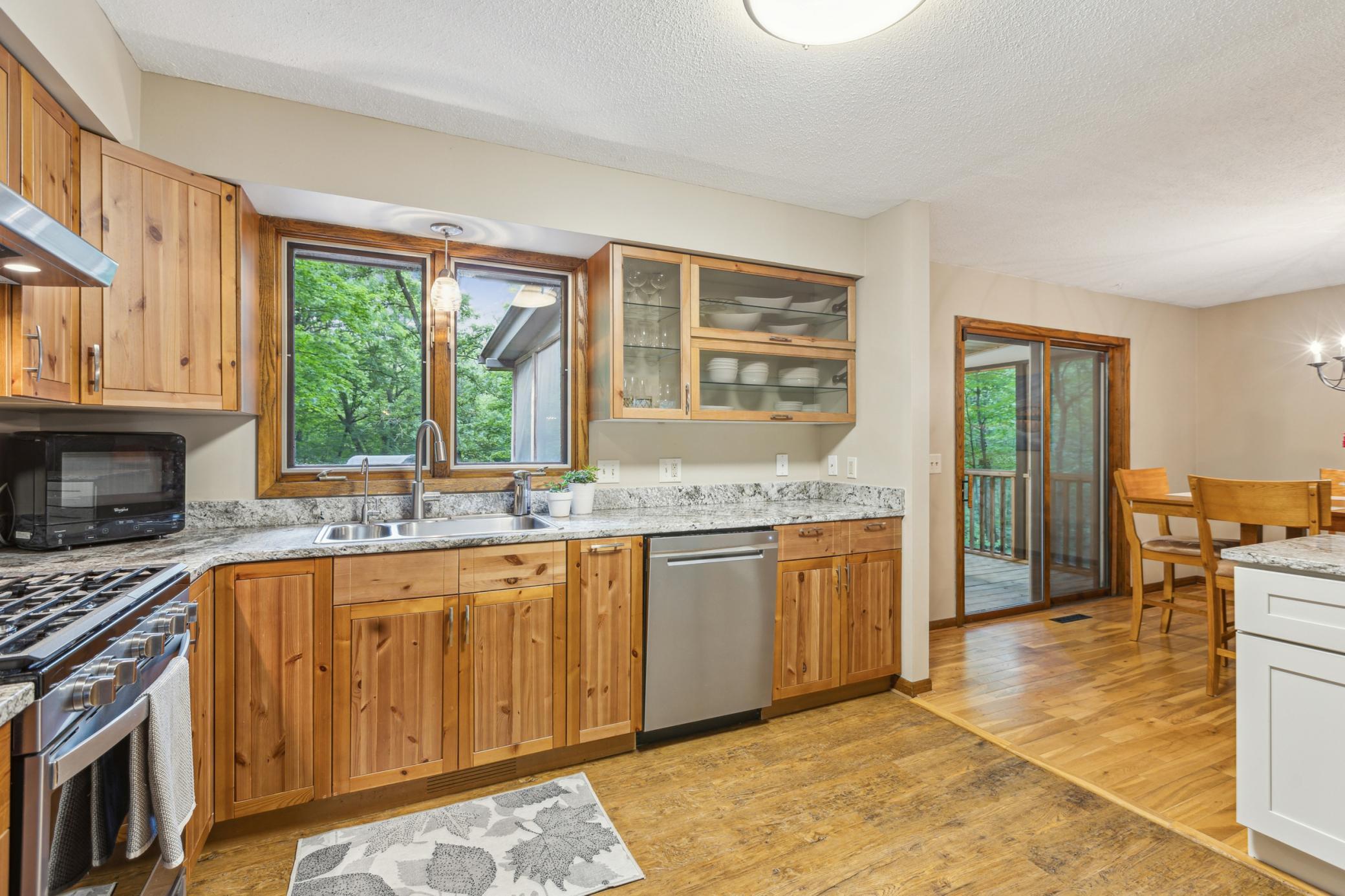 575 North Branch Road Maple Plain, MN 55359 - Photo 8 of 29