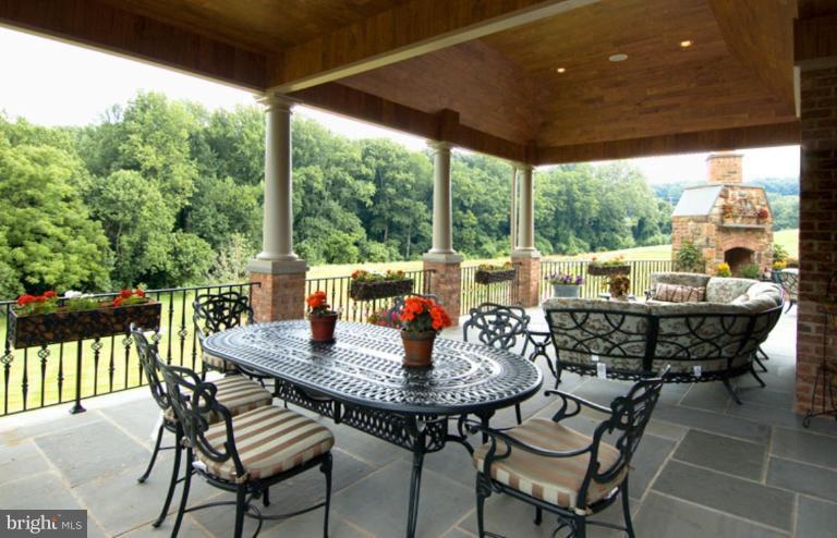 905 Hayfields Road Cockeysville, MD 21030 - Photo 13 of 17 a outdoor dining space with furniture and outdoor view
