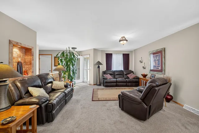 $515,000 | 1006-1008 Georgene Street, Dodgeville, WI 53533