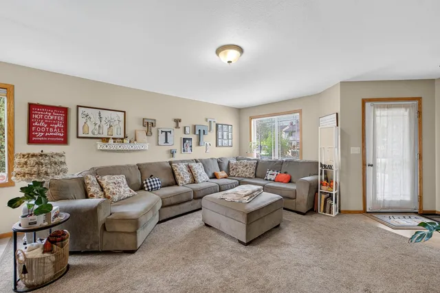 $515,000 | 1006-1008 Georgene Street, Dodgeville, WI 53533