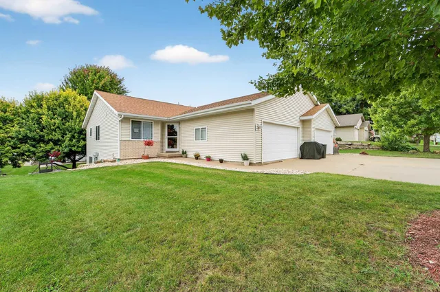 $515,000 | 1006-1008 Georgene Street, Dodgeville, WI 53533