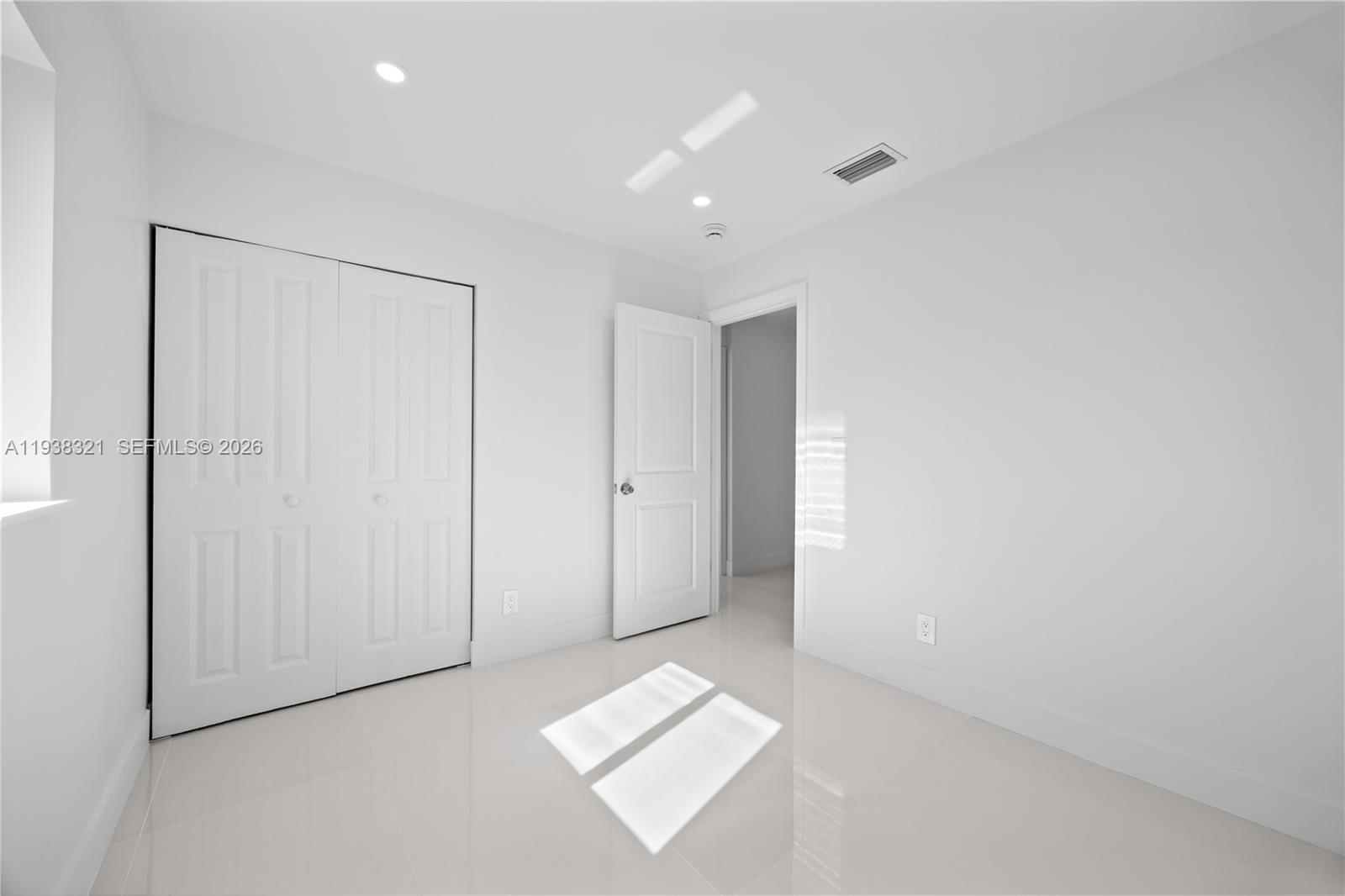 22503 Southwest 113th Place Miami, FL 33170 - Photo 11 of 35