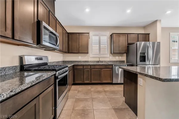 $2,100 | 3728 West Colton Avenue, North Las Vegas, NV 89032