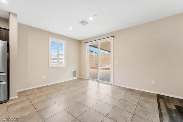 $2,100 | 3728 West Colton Avenue, North Las Vegas, NV 89032
