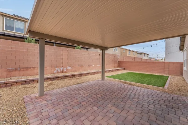 $2,100 | 3728 West Colton Avenue, North Las Vegas, NV 89032