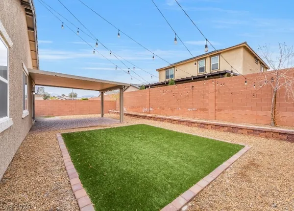 $2,100 | 3728 West Colton Avenue, North Las Vegas, NV 89032