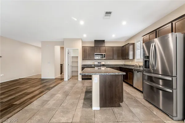 $2,100 | 3728 West Colton Avenue, North Las Vegas, NV 89032