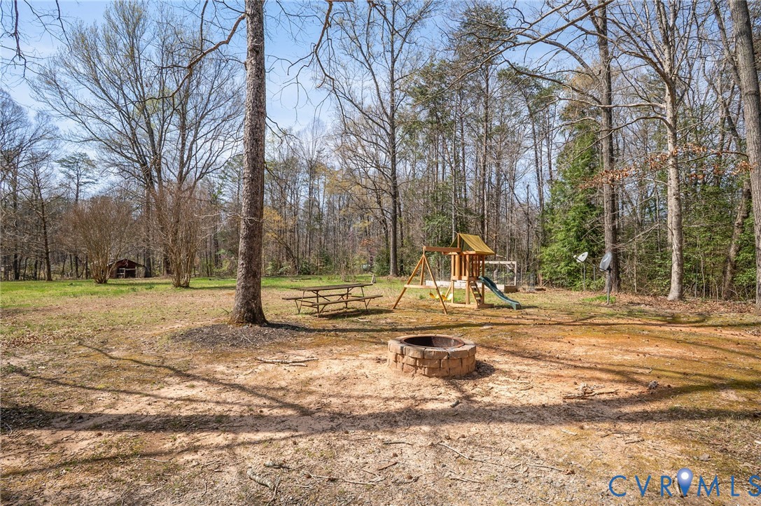 4740 West Grey Fox Circle Gum Spring, VA 23065 - Photo 7 of 21