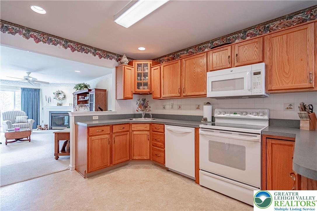 199 Park Ridge Drive Easton, PA 18040 - Photo 17 of 41