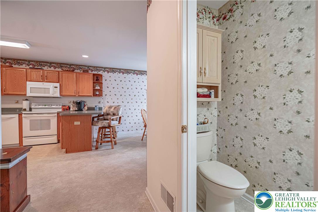 199 Park Ridge Drive Easton, PA 18040 - Photo 23 of 41