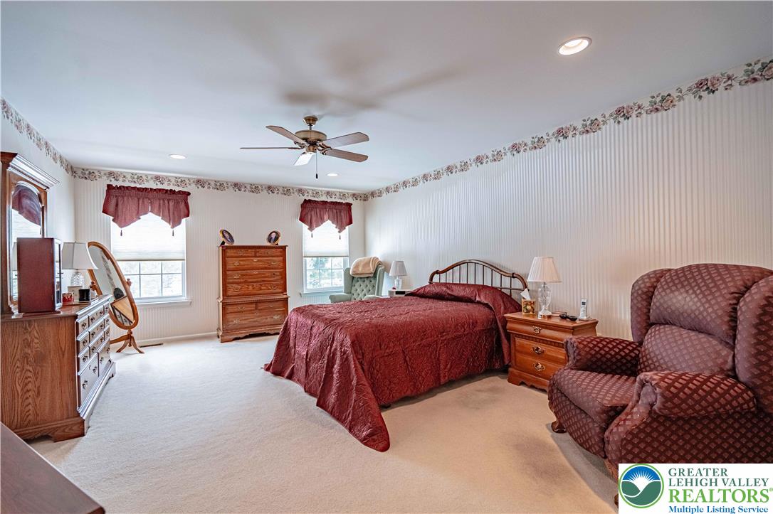 199 Park Ridge Drive Easton, PA 18040 - Photo 27 of 41