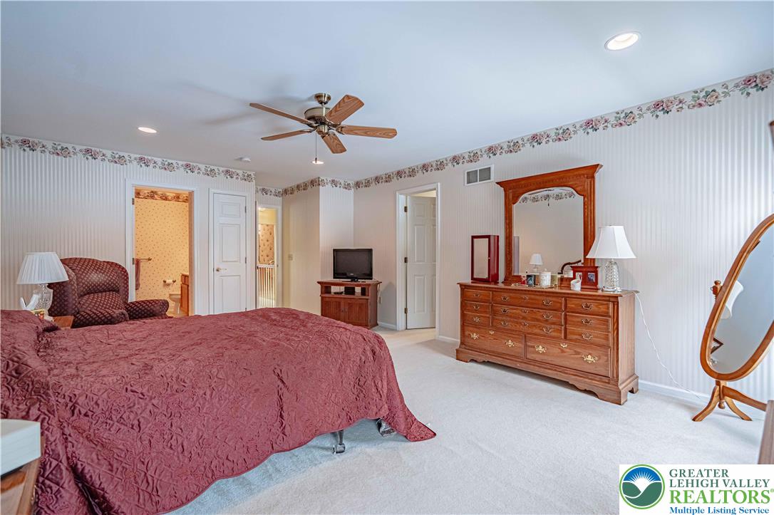 199 Park Ridge Drive Easton, PA 18040 - Photo 29 of 41