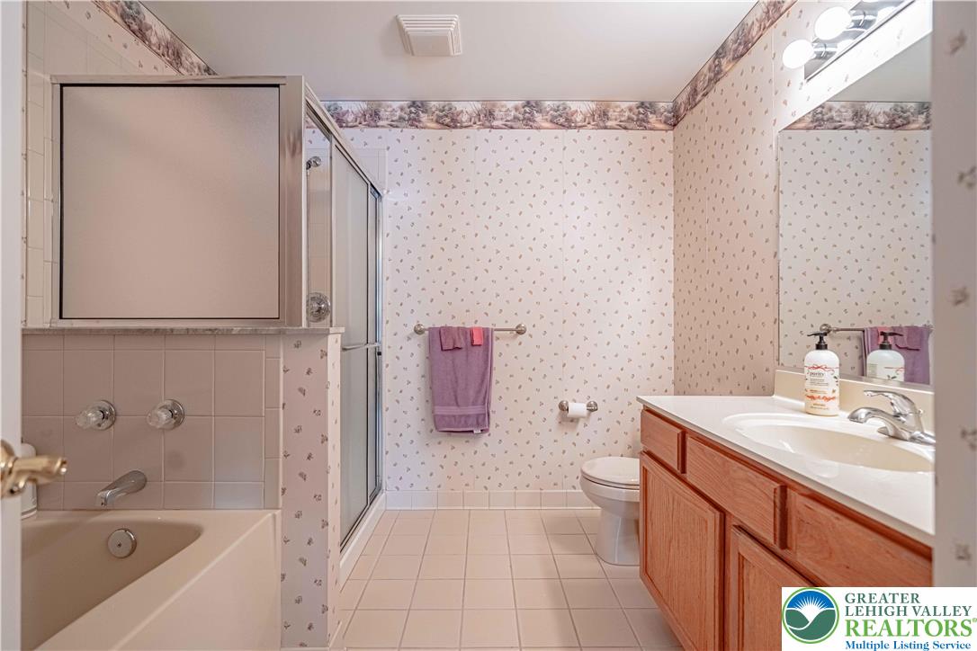 199 Park Ridge Drive Easton, PA 18040 - Photo 31 of 41