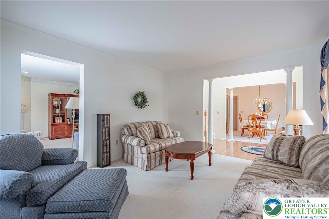 199 Park Ridge Drive Easton, PA 18040 - Photo 9 of 41