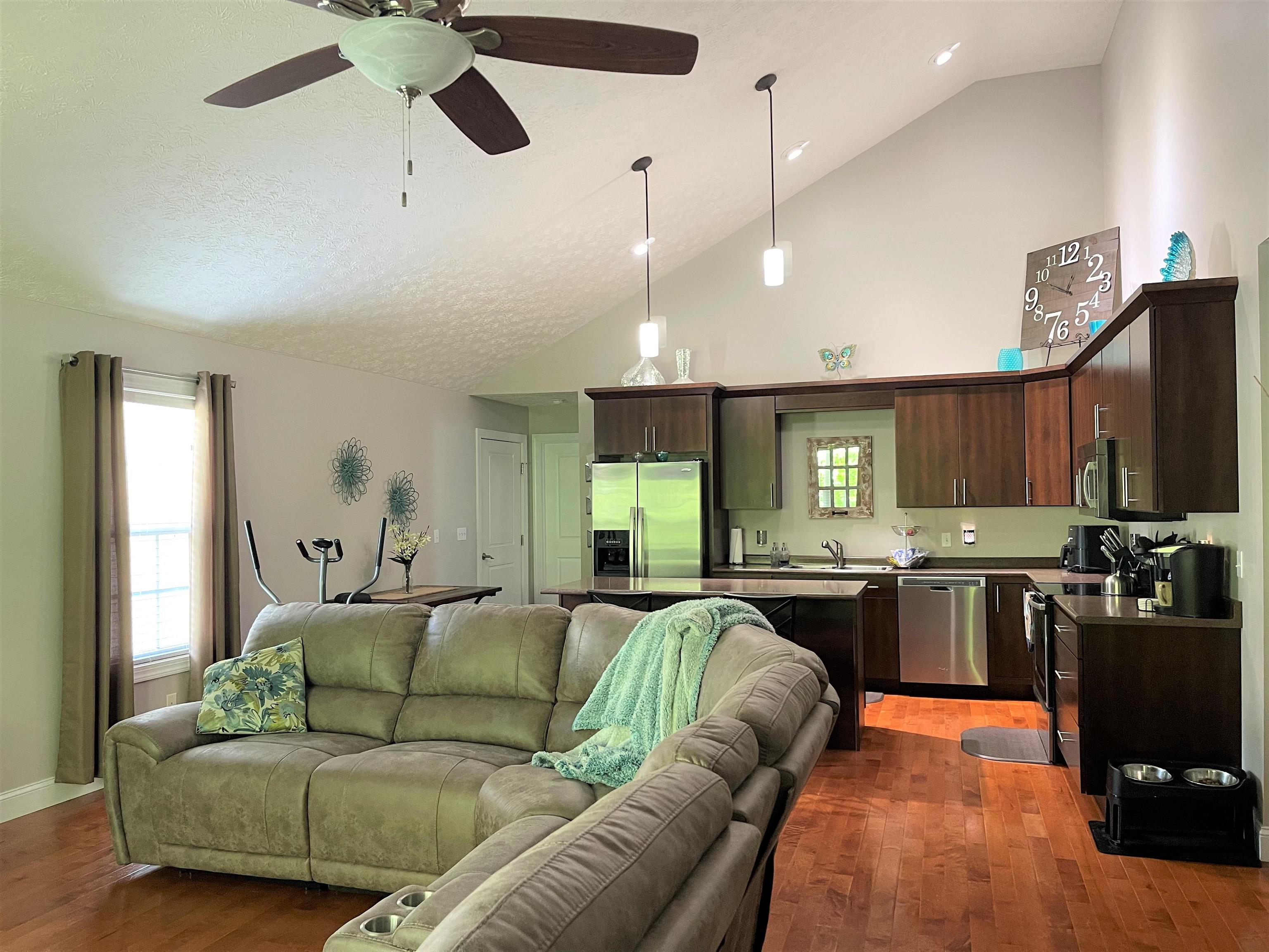 1613 Hash Ridge Road Barboursville, WV 25504 - Photo 5 of 17 Gallery Image 5