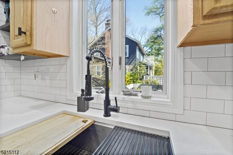 36 Dunnell Road Maplewood, NJ 07040 - Photo 10 of 35