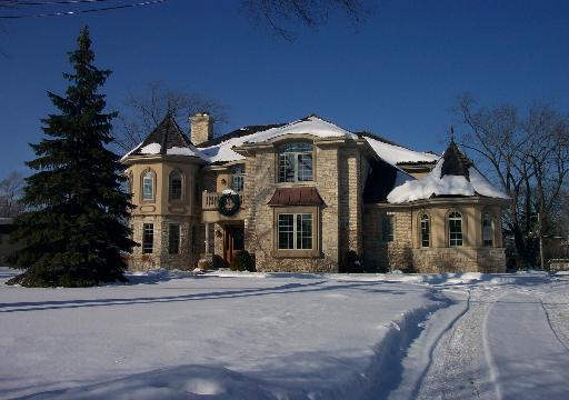 2850 Keystone Road Northbrook, IL 60062 - Photo 1 of 1 front view of a house with a street