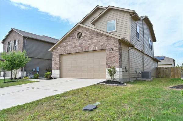 $1,990 | 613 Pinnacle Drive, Georgetown, TX 78626