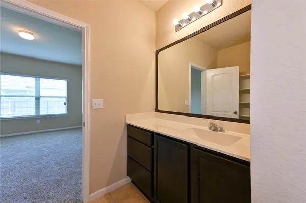 $1,990 | 613 Pinnacle Drive, Georgetown, TX 78626