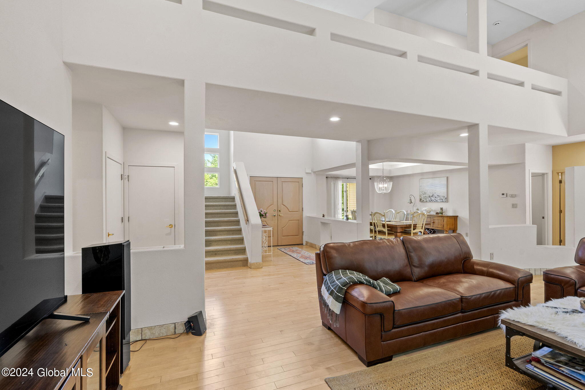 433 Ridgehill Road Schenectady, NY 12303 - Photo 8 of 65 37-web-or-mls-433-ridgehill-rd