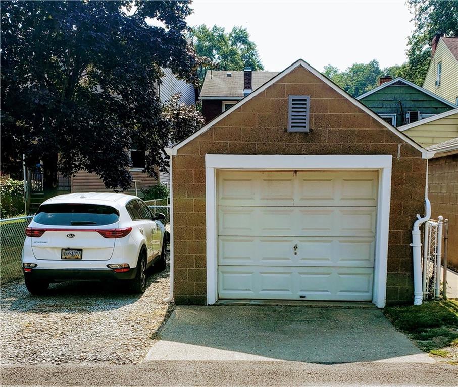 1424 Evergreen Road Pittsburgh, PA 15209 - Photo 3 of 6 Gallery Image 3