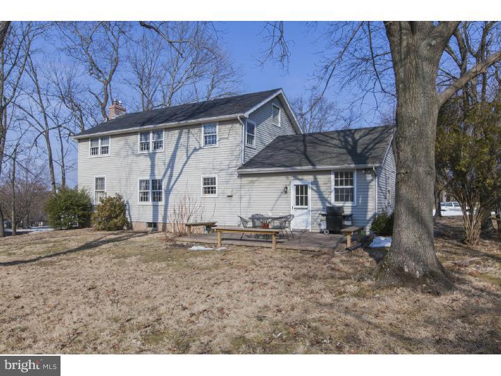 35 Lochatong Road Ewing, NJ 08628 - Photo 22 of 24