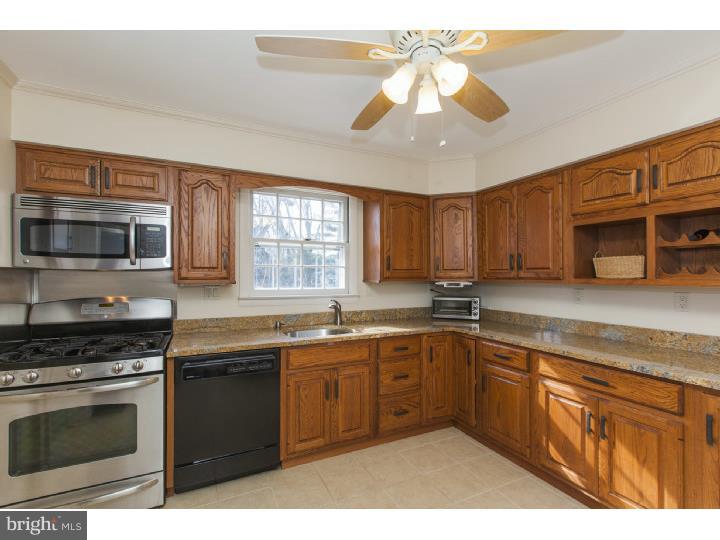 35 Lochatong Road Ewing, NJ 08628 - Photo 8 of 24