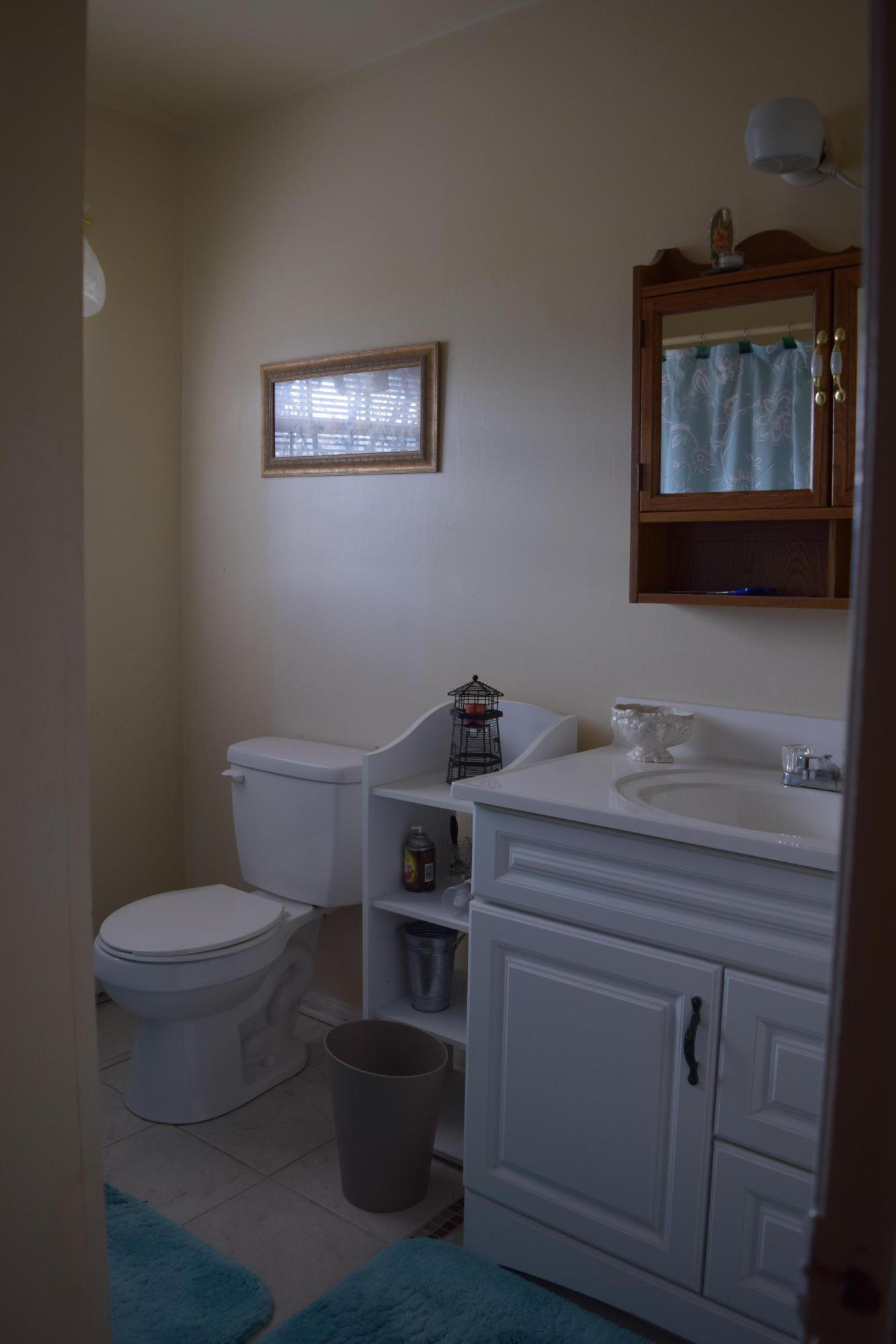 1718 Pomeroy Road Salem, VA 24153 - Photo 16 of 22 Full Bathroom