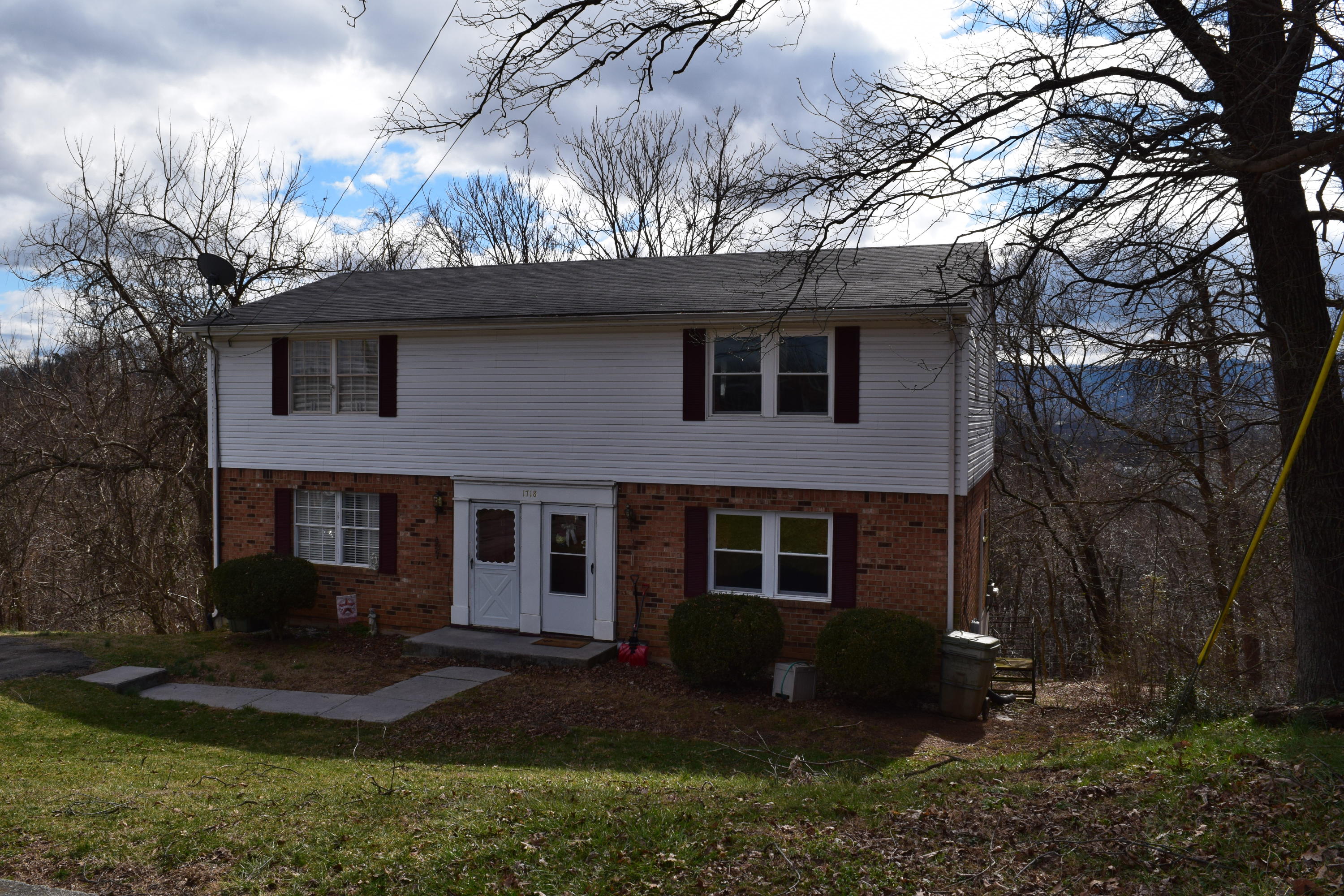 1718 Pomeroy Road Salem, VA 24153 - Photo 19 of 22 DSC_1037