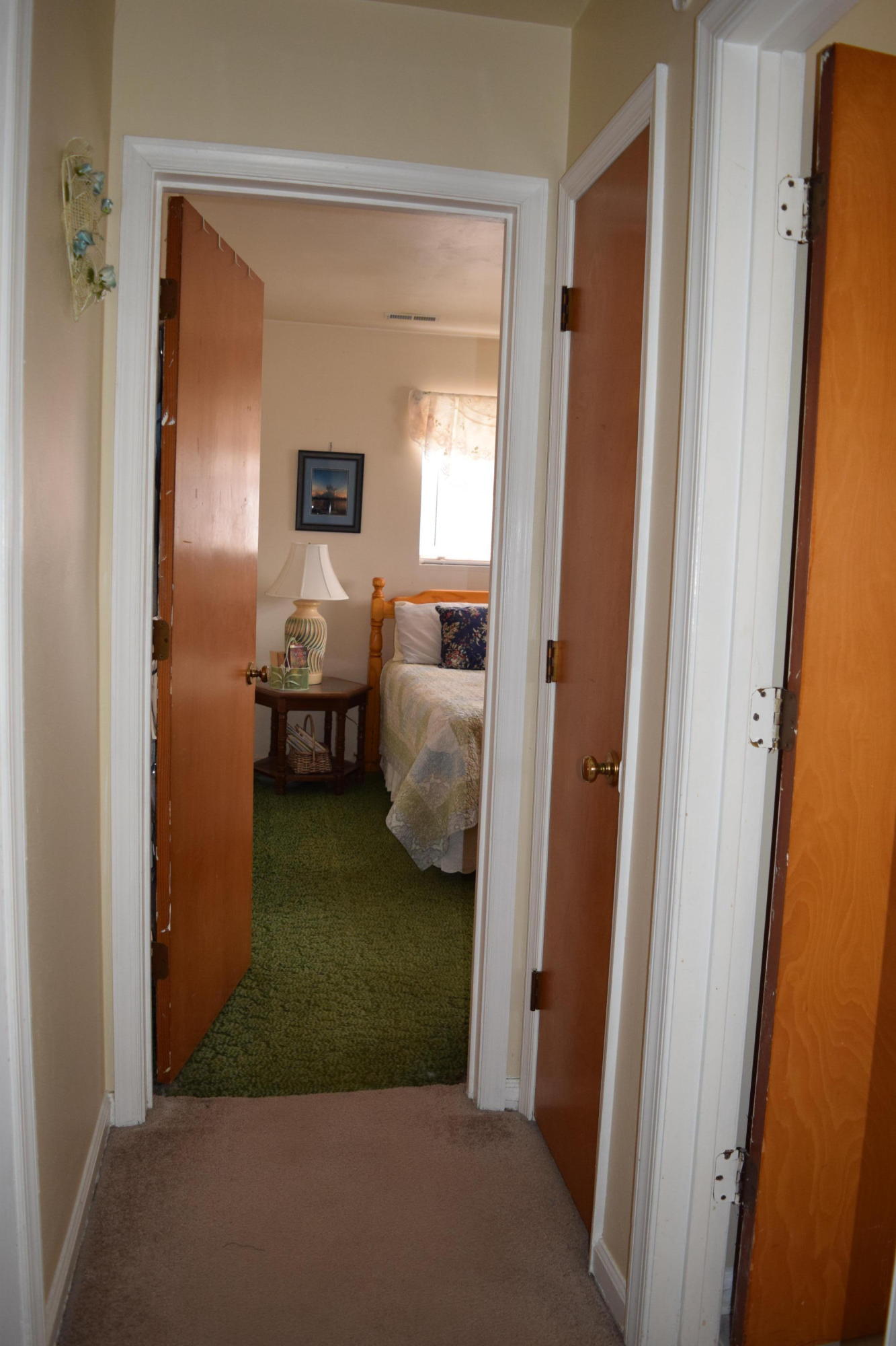 1718 Pomeroy Road Salem, VA 24153 - Photo 10 of 22 Hallway