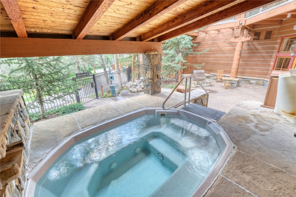 195 River Run Road, Unit 8013 Keystone, CO 80435 - Photo 31 of 38 Hot Tub