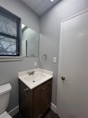 $1,295 | 919 South Carroll Boulevard, Unit 200, Denton, TX 76201