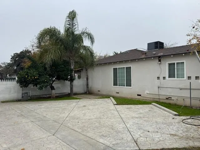 $409,995 | 5225 East Belmont Avenue, Fresno, CA 93727