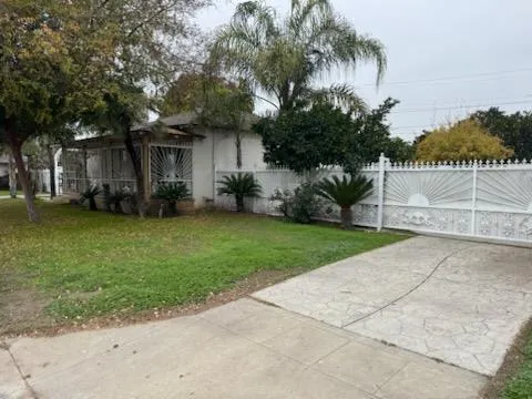 $409,995 | 5225 East Belmont Avenue, Fresno, CA 93727