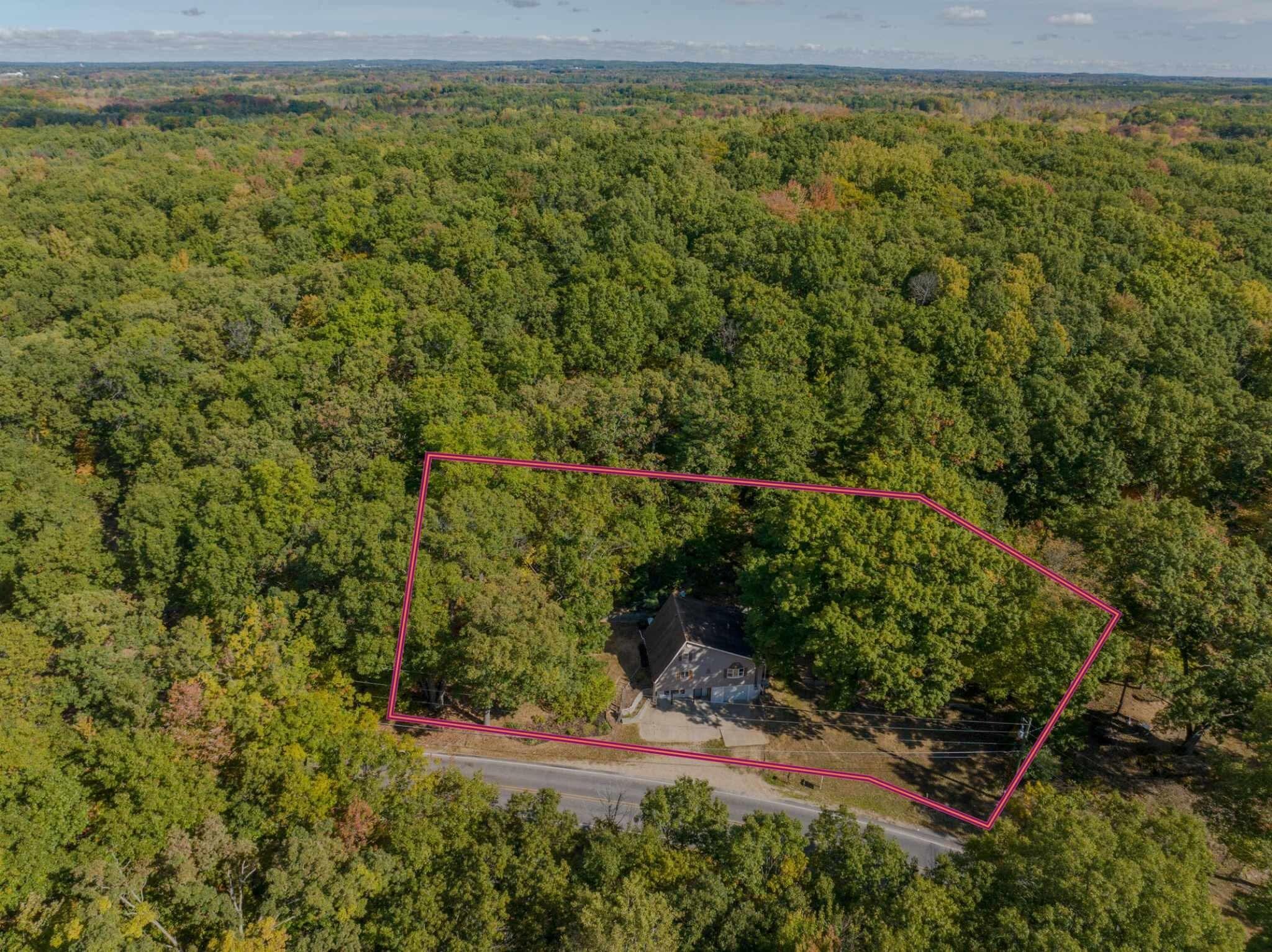 6710 Schmeid Road Lakeview, MI 48850 - Photo 5 of 15 3dcc40b837e9e99ea5e11d34957506ba