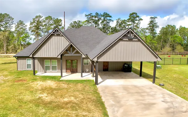 $415,000 | 375 County Road 725, Buna, TX 77612